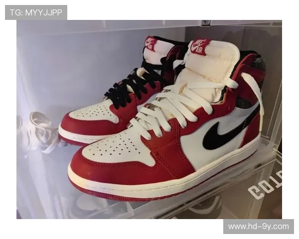 红色足球鞋打造芝加哥街头潮流风尚 打破运动与时尚的界限 红色足球鞋打造芝加哥街头潮流风尚 打破运动与时尚的界限